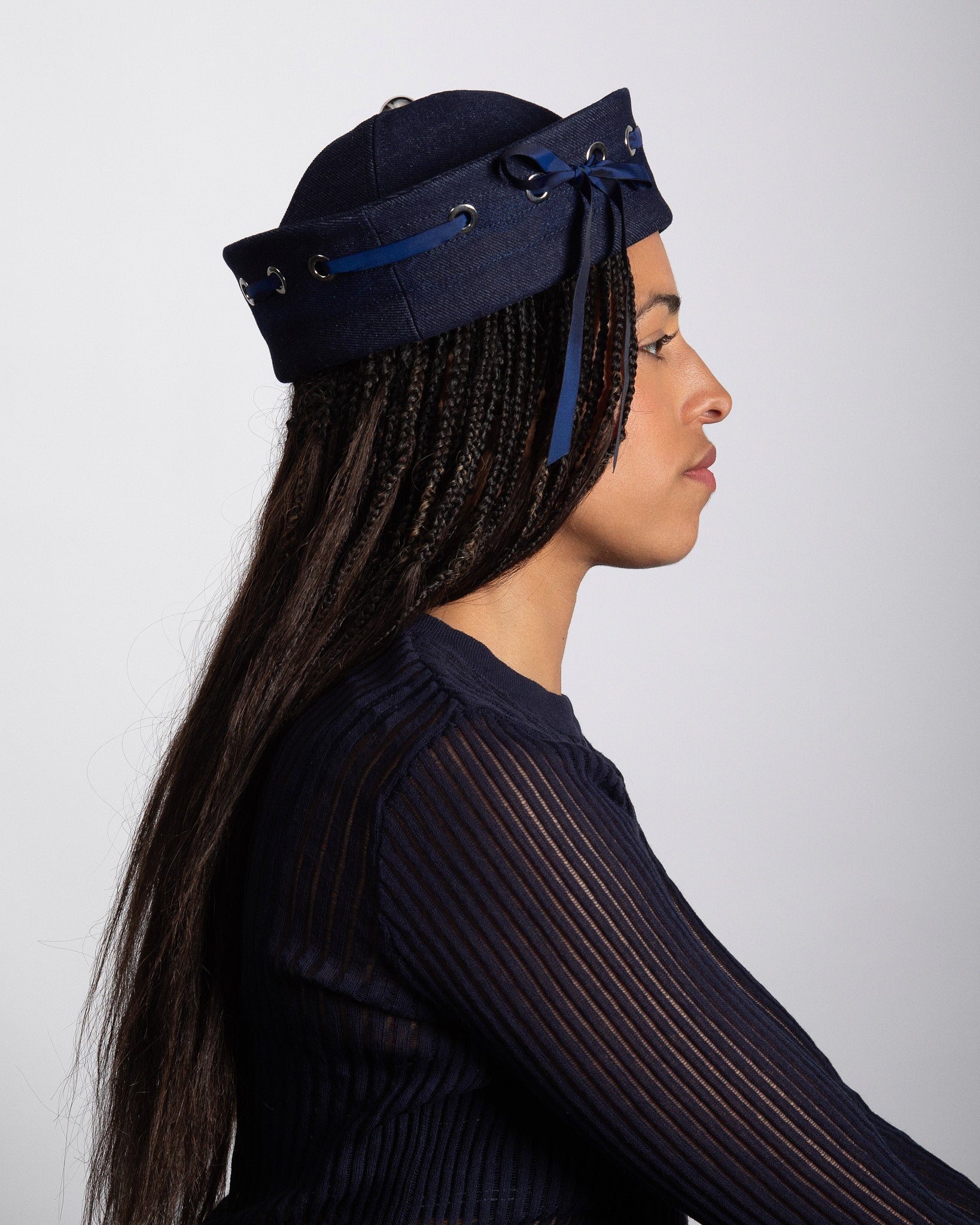 Calots jean lacets de profil