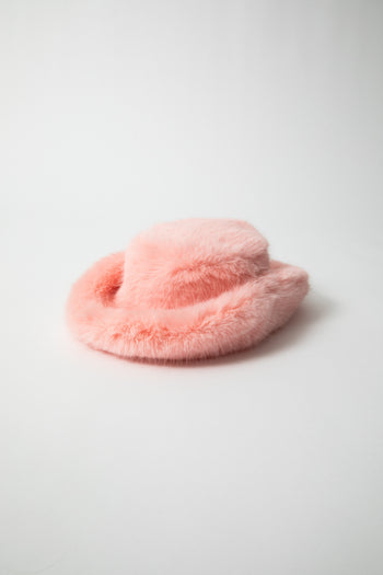 Cow-boy fluffy rose de face